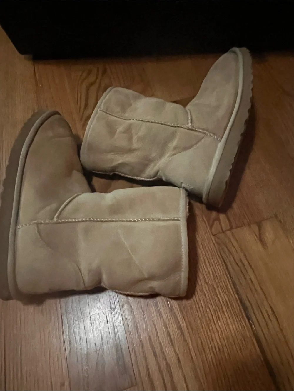 Women's Classic II Pull-On Booties in Sand color size 9